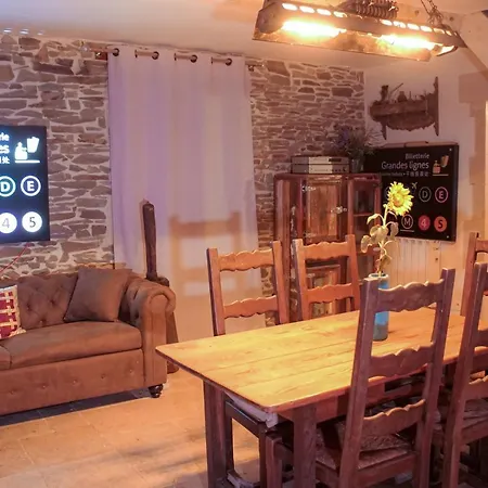 Villa With Hot Tube & Private Sauna With Panoramic View Les Moutiers-en-Cinglais